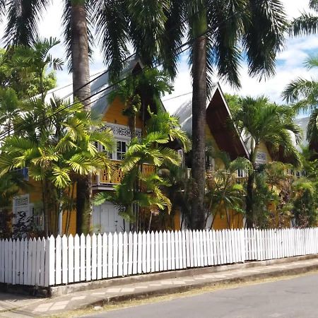 Yellow Houses Bocas โบกัสทาวน์ ภายนอก รูปภาพ