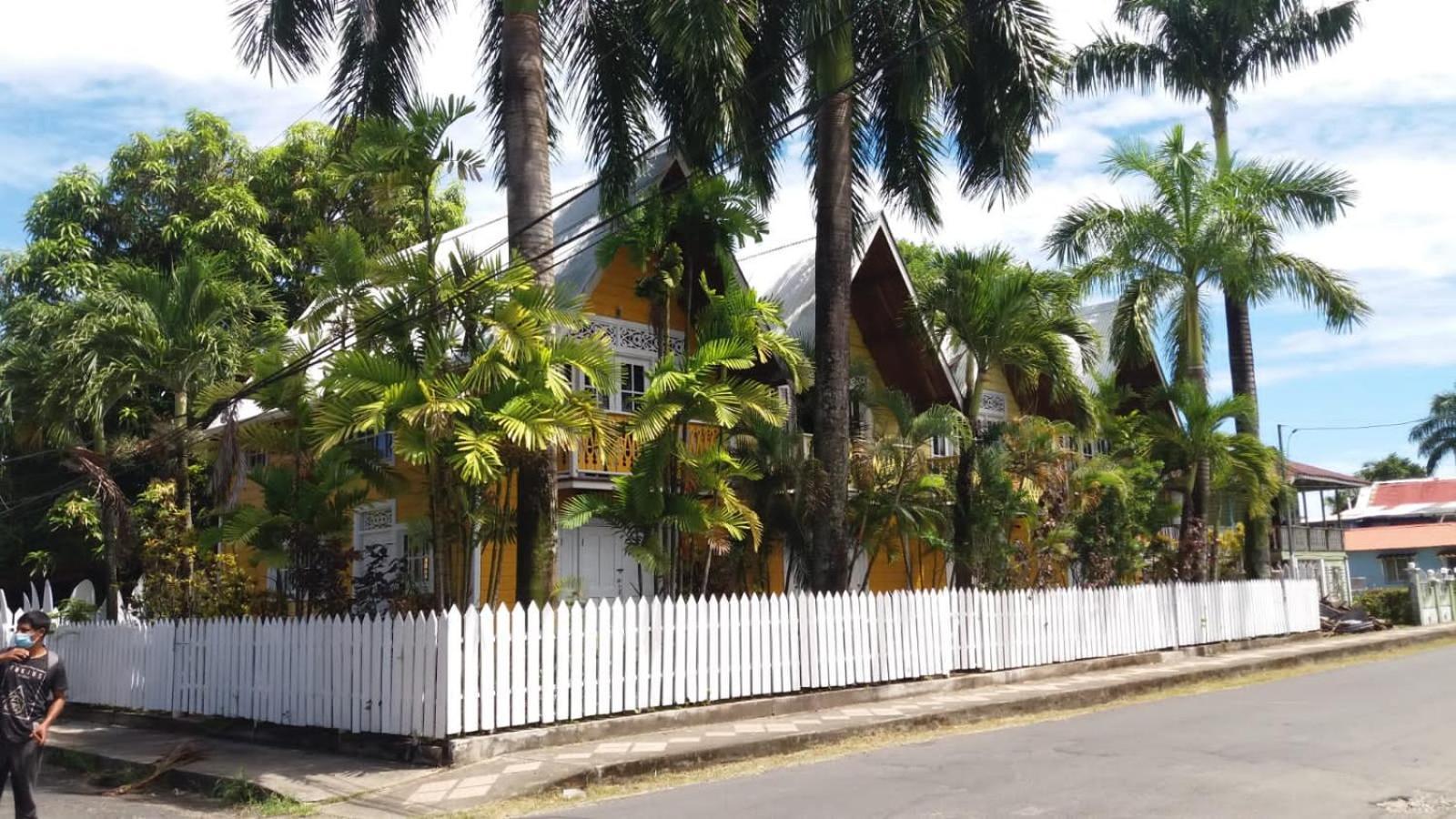 Yellow Houses Bocas โบกัสทาวน์ ภายนอก รูปภาพ